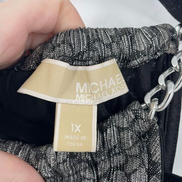 Michael Kors Women's Sleeveless Halter Peplum Top Silver Black Metallic Size 1X - Picture 4 of 15